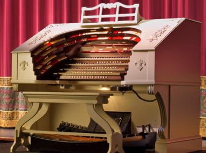 The Mighty Wurlitzer Organ