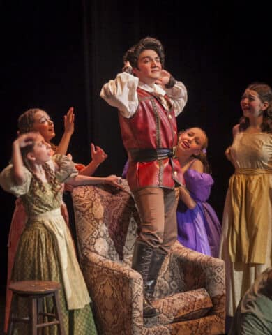 Teen Youth Summer Program presents Beauty and the Beast, photo by Erb Photography 2018