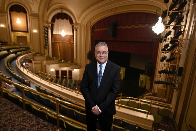 80550925007-wmg-seiffert-2-0214 - Hanover Theatre and Conservatory